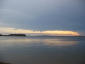 Sunday sky at 7:17 pm