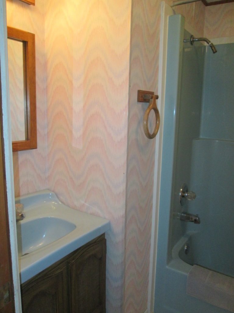 cabin-5-bathroom-sink